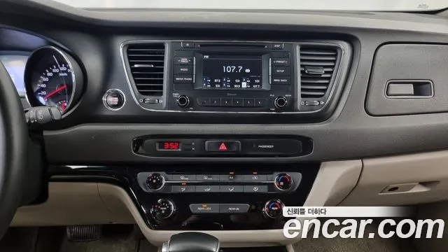 Kia All New Carnival id 2785684 из Кореи 15