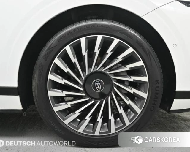 Hyundai Grandeur Hybrid (GN7) id 3864714 из Кореи 15