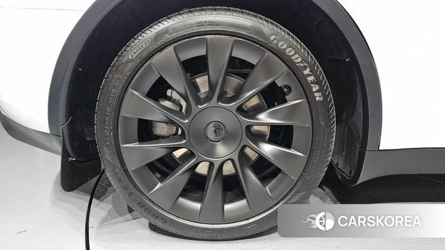 Tesla Model Y id 4442276 из Кореи 25