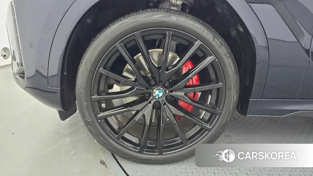 BMW X6 (G06) id 4879422 из Кореи 29
