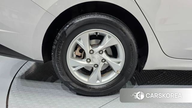 Hyundai Avante (CN7) id 4457428 из Кореи 15