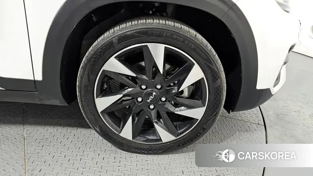 Kia Seltos id 3438139 из Кореи 15