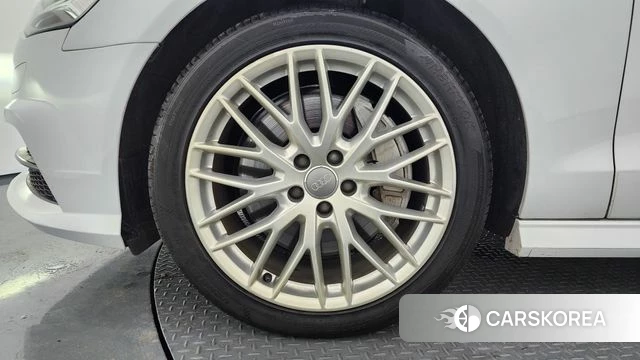 Audi New A6 id 4615248 из Кореи 15