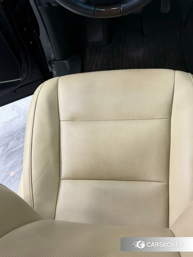 Toyota Elfa id 4300062 из Китая 18