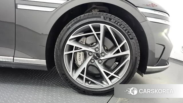 Genesis G90 (RS4) id 3467858 из Кореи 15