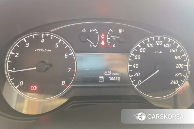 Nissan TIIDA id 4291519 из Китая 12