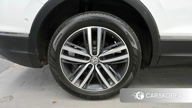 Volkswagen Tiguan Allspace id 4371955 из Кореи 27
