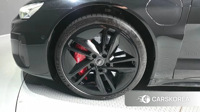 Audi RS e-Tron GT id 4315981 из Кореи 15