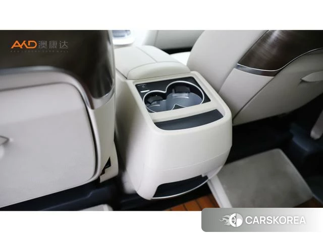 Mercedes-Benz V-class 2023 Черный из Китая, фото 5