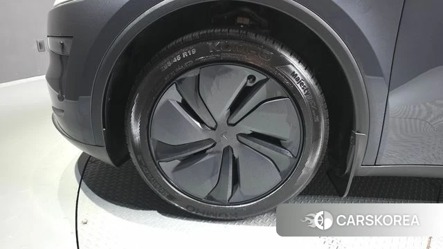 Tesla Model Y id 4315079 из Кореи 29