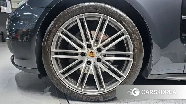 Porsche Panamera (971) id 3330789 из Кореи 15