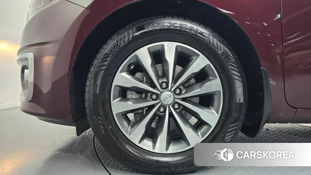 Kia All New Carnival id 4543753 из Кореи 25
