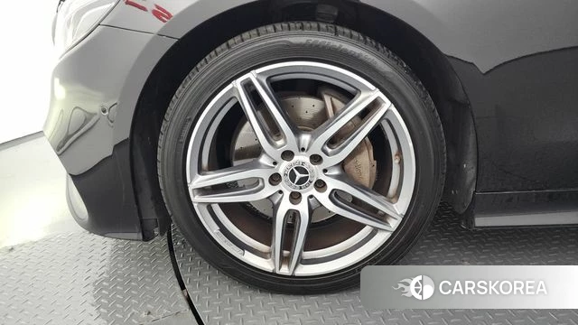 Mercedes-Benz E-Class W213 id 4459030 из Кореи 30