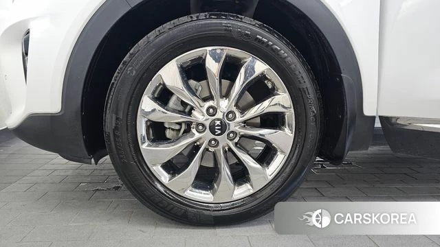 Kia The New Sorento id 4496911 из Кореи 29
