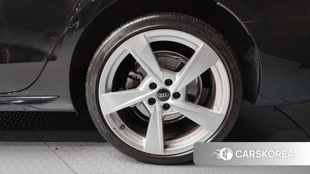 Audi A4 (B9) id 3659945 из Кореи 15