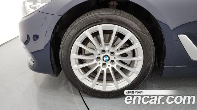 BMW 5 Series (G30) id 2672109 из Кореи 15