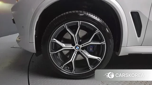 BMW X5 (G05) id 3561179 из Кореи 15