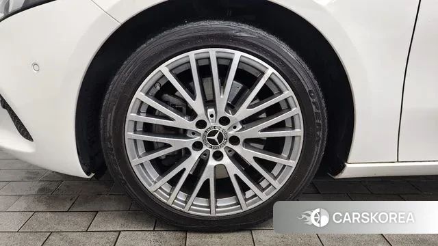 Mercedes-Benz A-Class W177 id 3508989 из Кореи 15