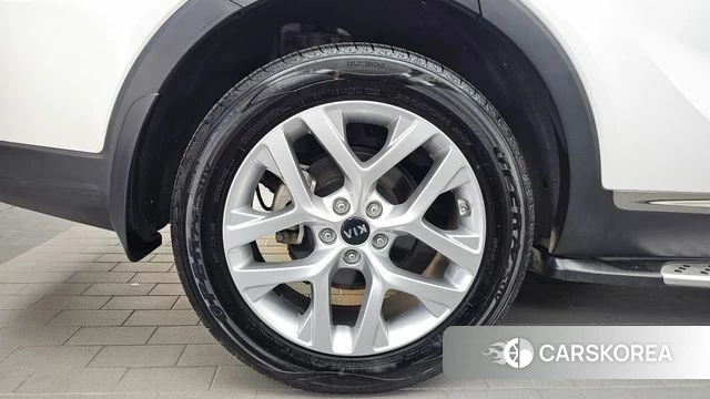 Kia The New Sorento id 4943899 из Кореи 29