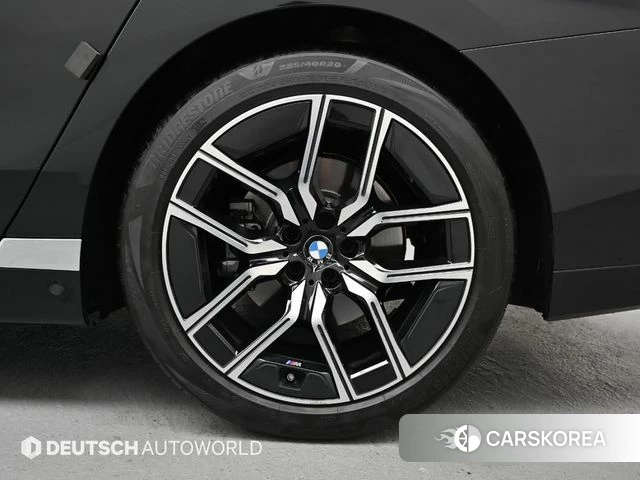 BMW 7 Series (G70) id 4302166 из Кореи 15