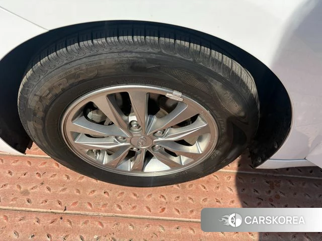 Hyundai The New Avante AD id 4384499 из Кореи 15