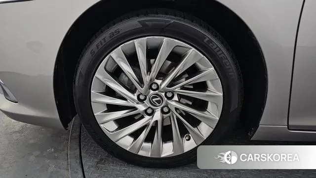 Lexus ES300h 7th generation id 3588371 из Кореи 15