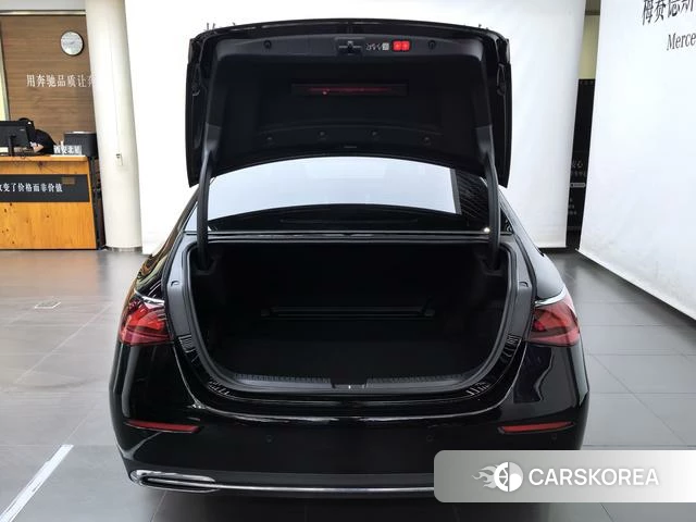 Mercedes-Benz E-class id 4348724 из Китая 14