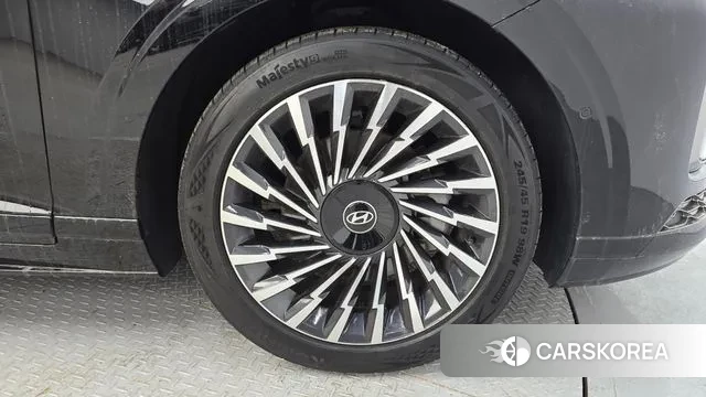 Hyundai Grandeur (GN7) id 3599798 из Кореи 15