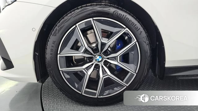 BMW 5 Series (G60) id 4700514 из Кореи 33