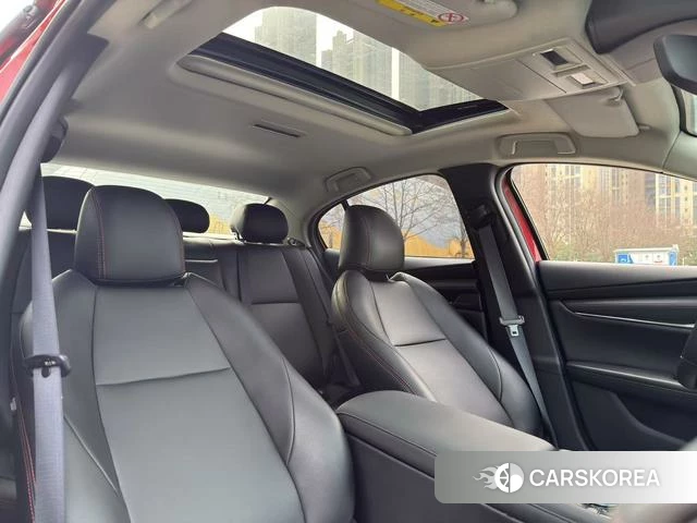 Mazda 3 Angkesaila 2022 Красный из Китая, фото 5