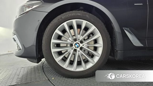 BMW 5 Series (G30) id 4751308 из Кореи 15