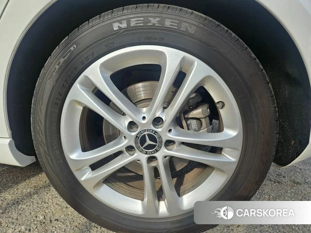 Mercedes-Benz A-Class W177 2024 Белый из Кореи, фото 6