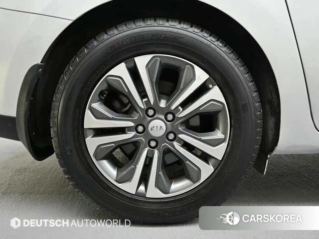 Kia The New Carnival id 4403268 из Кореи 14