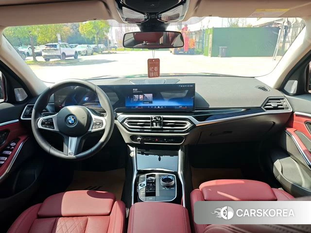 BMW i3 2023 Черный из Китая, фото 5