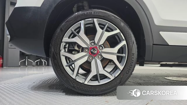 Kia Seltos id 4736805 из Кореи 15