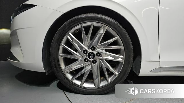 Hyundai The New Grandeur IG id 4943494 из Кореи 26
