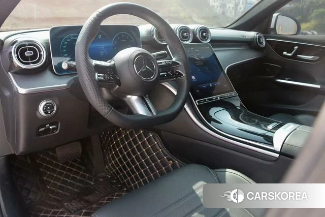 Mercedes-Benz Class C 2023 Белый из Китая, фото 5