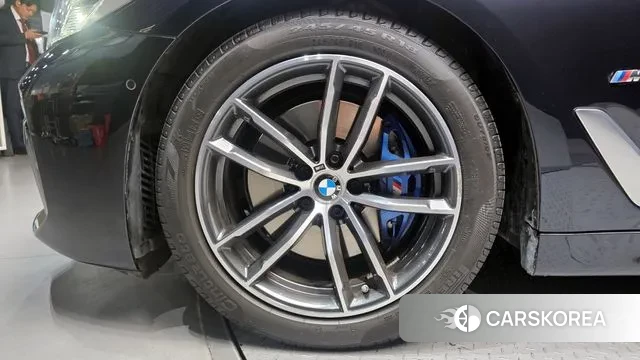 BMW 5 Series (G30) id 3348303 из Кореи 15