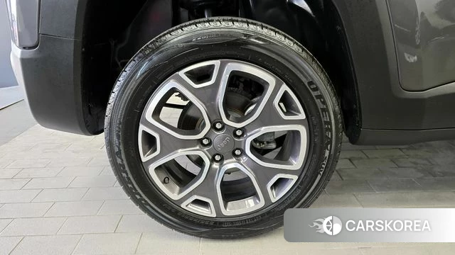 Jeep Renegade id 3955653 из Кореи 15