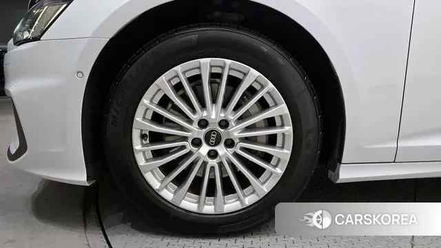 Audi A6 (C8) id 3479126 из Кореи 15