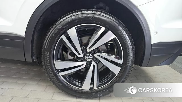 Volkswagen Touareg 3rd generation id 4500084 из Кореи 32