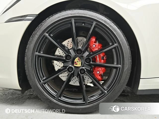 Porsche 911(992) id 4618173 из Кореи 15