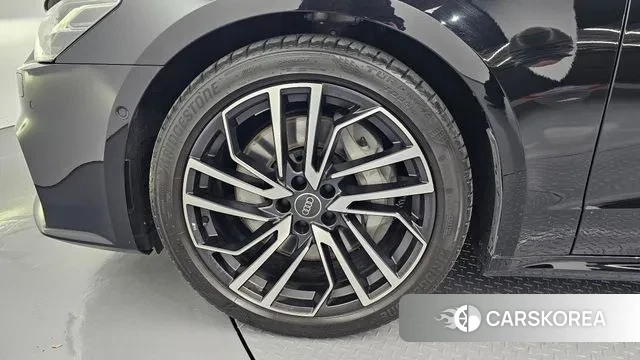 Audi A7 (4K) id 3299769 из Кореи 15