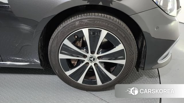 Mercedes-Benz E-Class W213 id 3812939 из Кореи 15