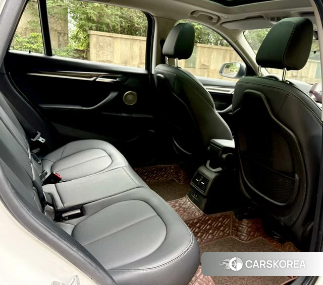 BMW X1 id 4290921 из Китая 12