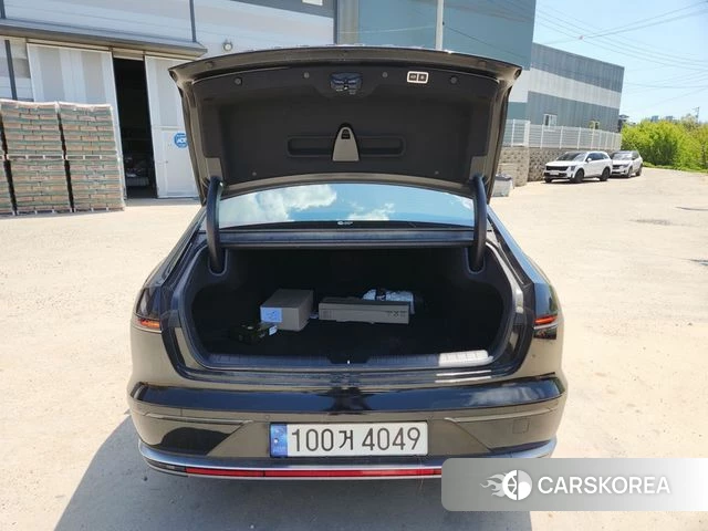 Hyundai Grandeur (GN7) id 4315925 из Кореи 8
