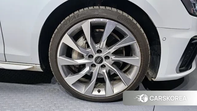 Audi A4 (B9) id 3487464 из Кореи 15