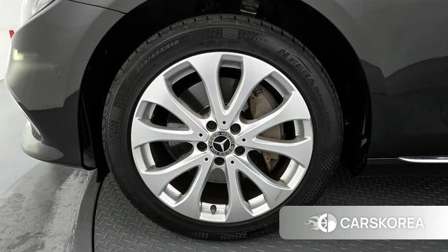 Mercedes-Benz E-Class W213 id 3936380 из Кореи 15