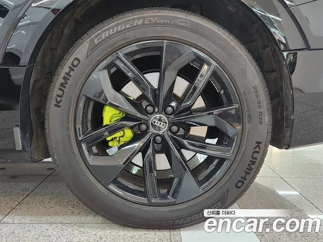 Audi e-Tron id 2816581 из Кореи 14