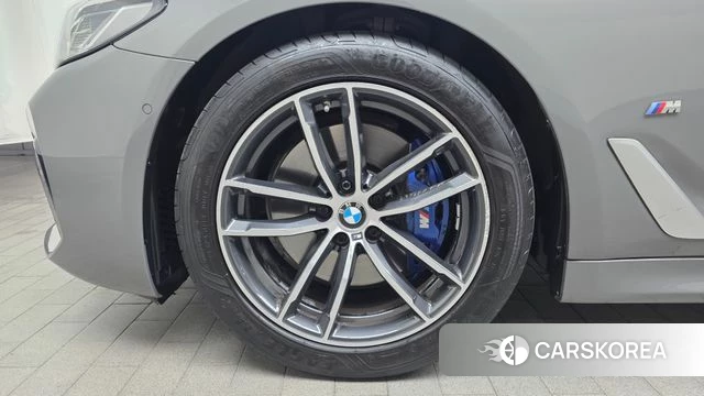 BMW 5 Series (G30) id 4726317 из Кореи 28